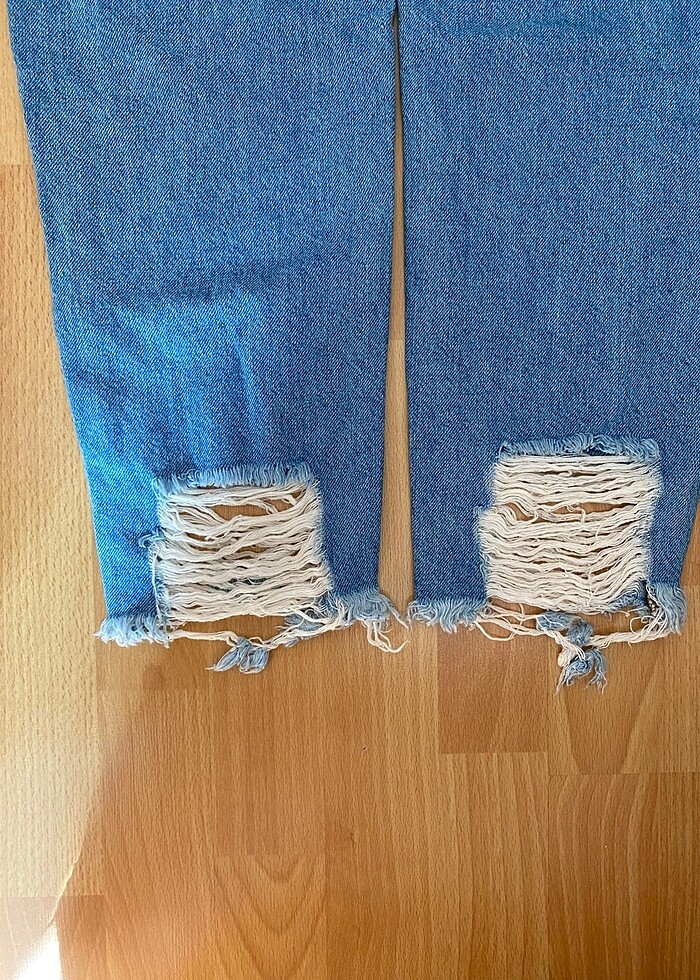 Mavi renk jean pantolon - Görsel 3