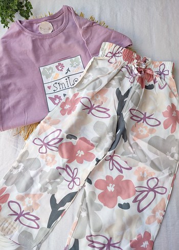 Kadın Mor Desenli Kısa Kollu Pijama Takımı
