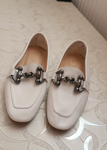 Kızlar için Beyaz Deri Tokalı Loafer
