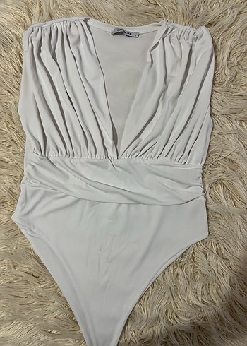 Beyaz Drapeli Kolsuz Kadın bluz - Görsel 2