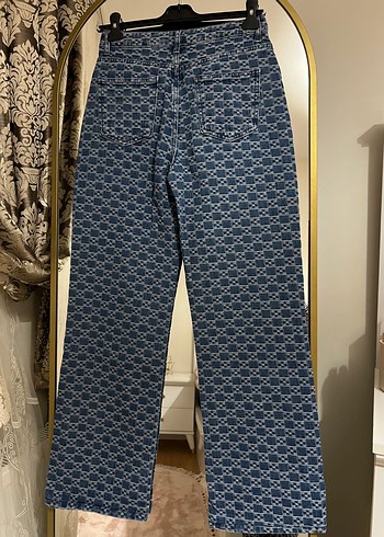 Trendyol & Milla Kadın Zincir Detaylı Batik Desenli Denim Pantolon