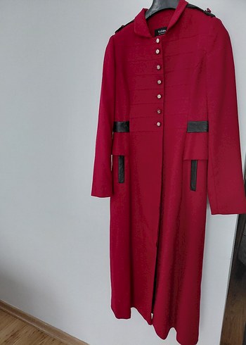 BORDO DÜĞMELİ  UZUN  KADIN MANTO
sadece birkez giyildi - Görsel 4