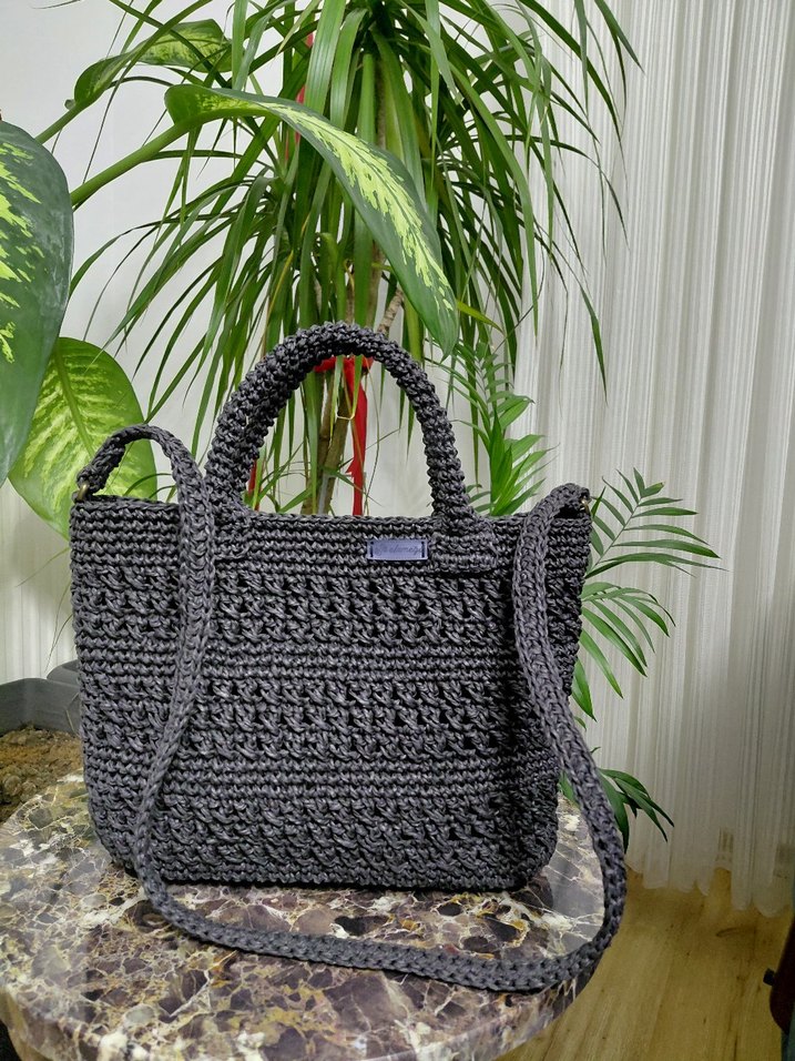 Antrasit  kağıt ip
Örgü Çanta .Astarlı cepli çıtçıtlı. - Görsel 4