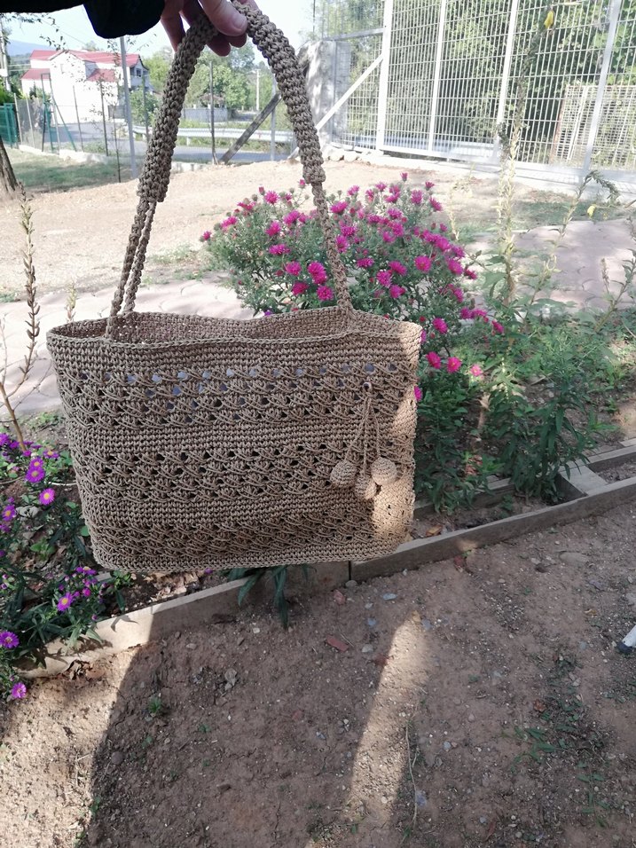 KAĞIT İPTEN DANTEL DETAYLI Kadın ÇANTA.
EN 40 BOY  30. - Görsel 4