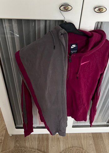 Bordo Nike Kapüşonlu Fermuarlı Sweatshirt eşofman takımı - Görsel 5