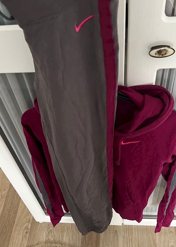 Bordo Nike Kapüşonlu Fermuarlı Sweatshirt eşofman takımı - Görsel 3