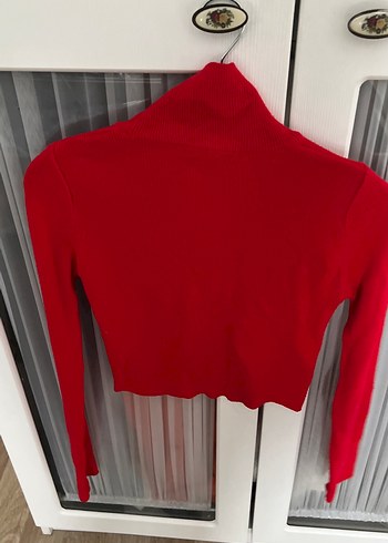 Kırmızı Yüksek Yakalı Kadın Kazak - Görsel 3