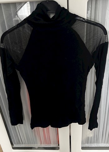 Siyah Uzun Kollu Yüksek Yakalı Fit Bluz - Görsel 3