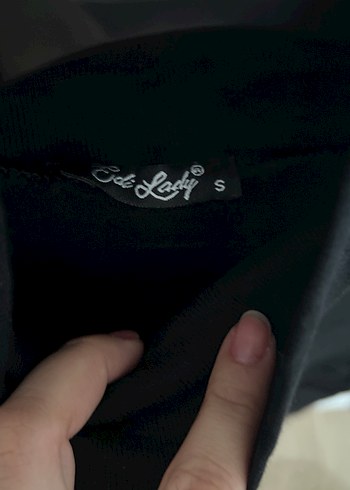 Siyah Uzun Kollu Yüksek Yakalı Fit Bluz - Görsel 2