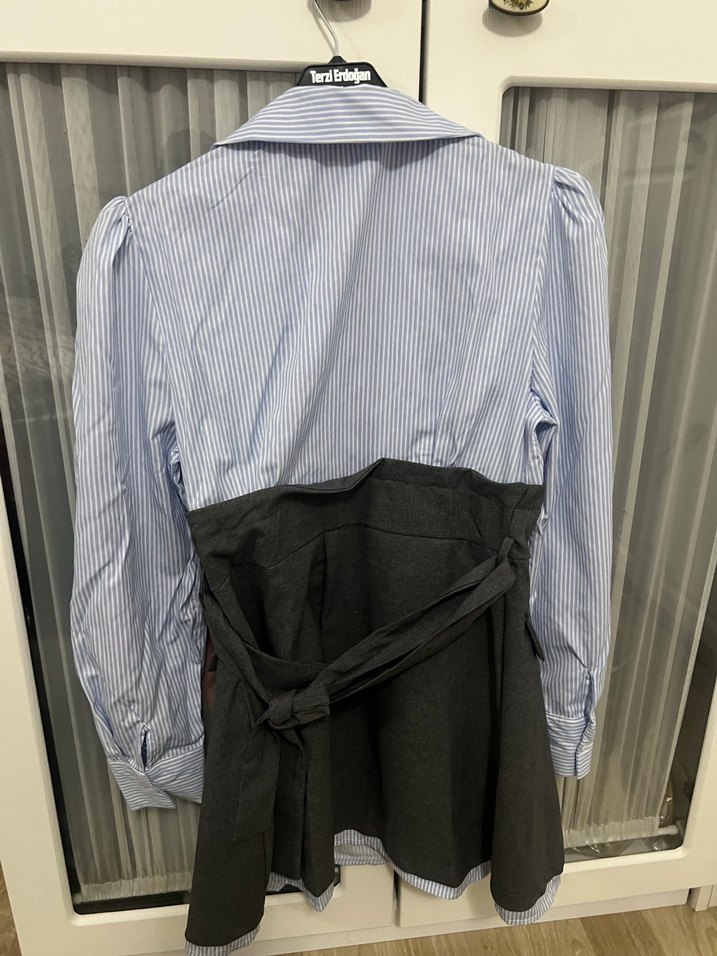 Düğmeli Çizgili Gri Kadın Midi Gömlek - Görsel 5