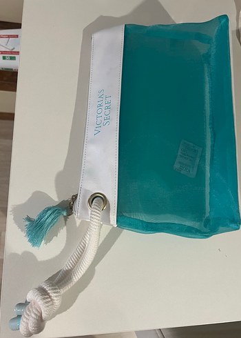 victoria-s-secret