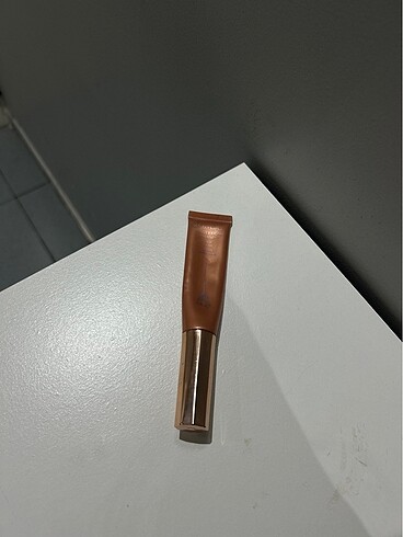 Charlotte tilbury Beauty Light Wand (Peachgasm)