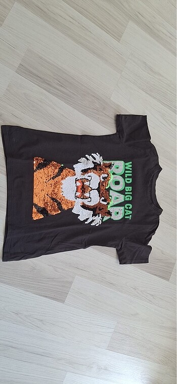 H&M tshirt
