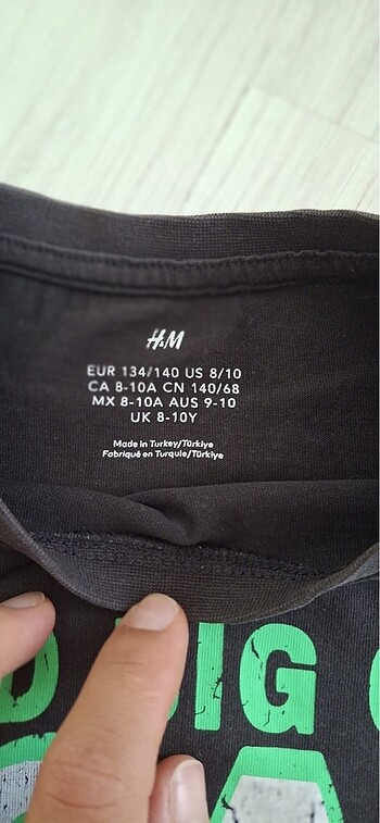 H&M H&M tshirt