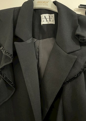 Uzun Siyah Kadın Blazer Ceket Fırfırlı - Görsel 4