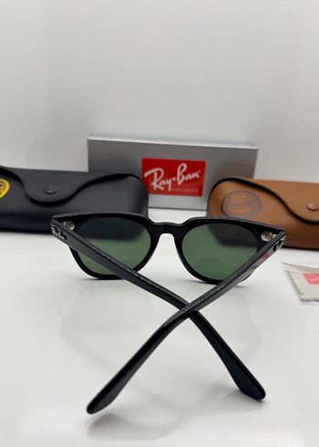 Ray-Ban Siyah Kadın Gözlüğü Tokalı - Görsel 4