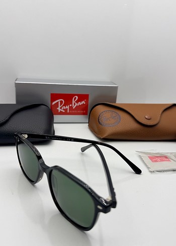 Ray-Ban Siyah Şeffaf Kadın Güneş Gözlüğü - Görsel 3