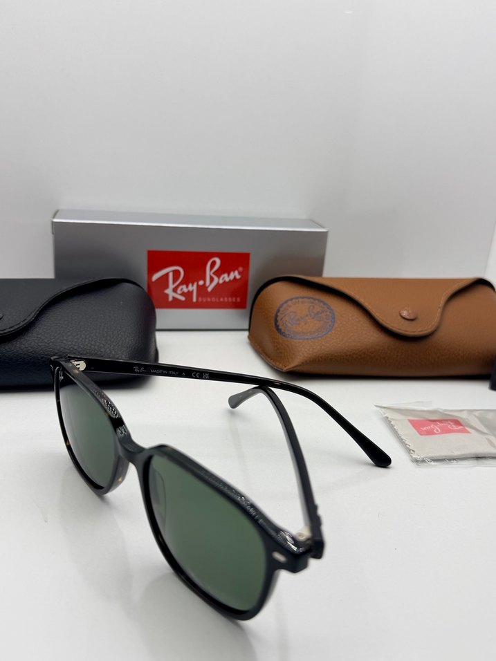 Ray-Ban Siyah Şeffaf Kadın Güneş Gözlüğü - Görsel 3