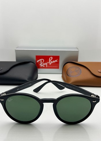 Ray Ban