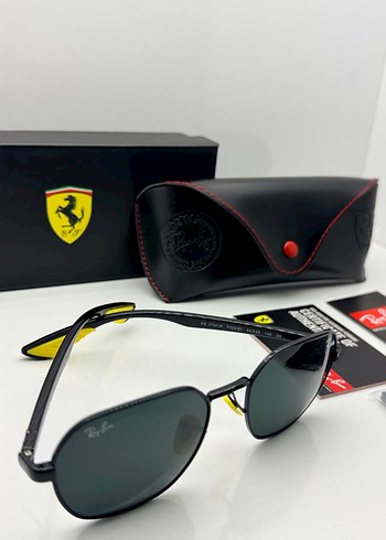 Ray-Ban Siyah Ferrari Erkek Güneş Gözlüğü - Görsel 2