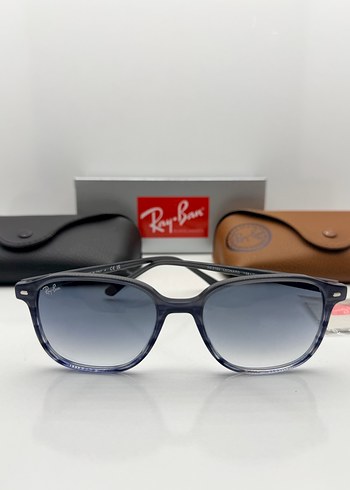 Ray Ban