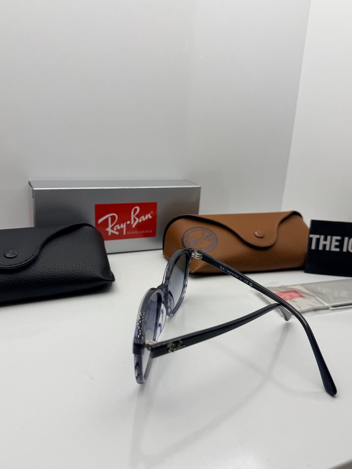 Ray-Ban Gri Modern Erkek Güneş Gözlüğü - Görsel 3
