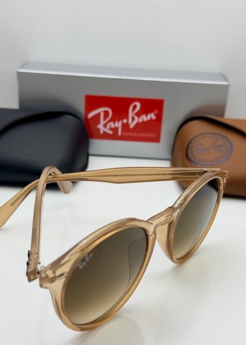 Ray-Ban Klasik Bej Şeffaf Kadın Güneş Gözlüğü - Görsel 4