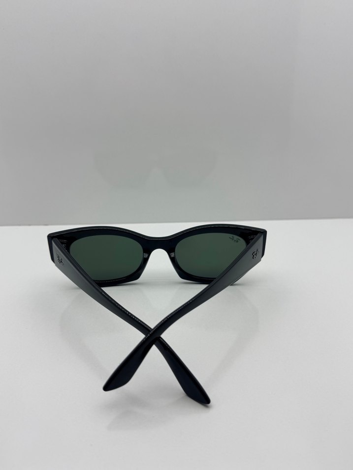 Kadın Siyah Minimalist Gözlük - Görsel 2