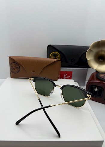 Beden yeşil Renk Yeşil Parlak Kadın Gözlüğü - Classic Elegance