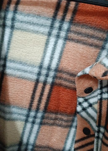 Düğmeli Kahverengi Ekose Kadın Gömlek - Görsel 4