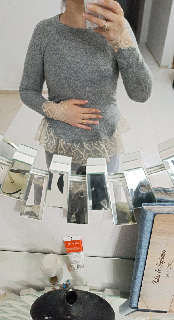 Dantel Detaylı Gri üst - Görsel 2