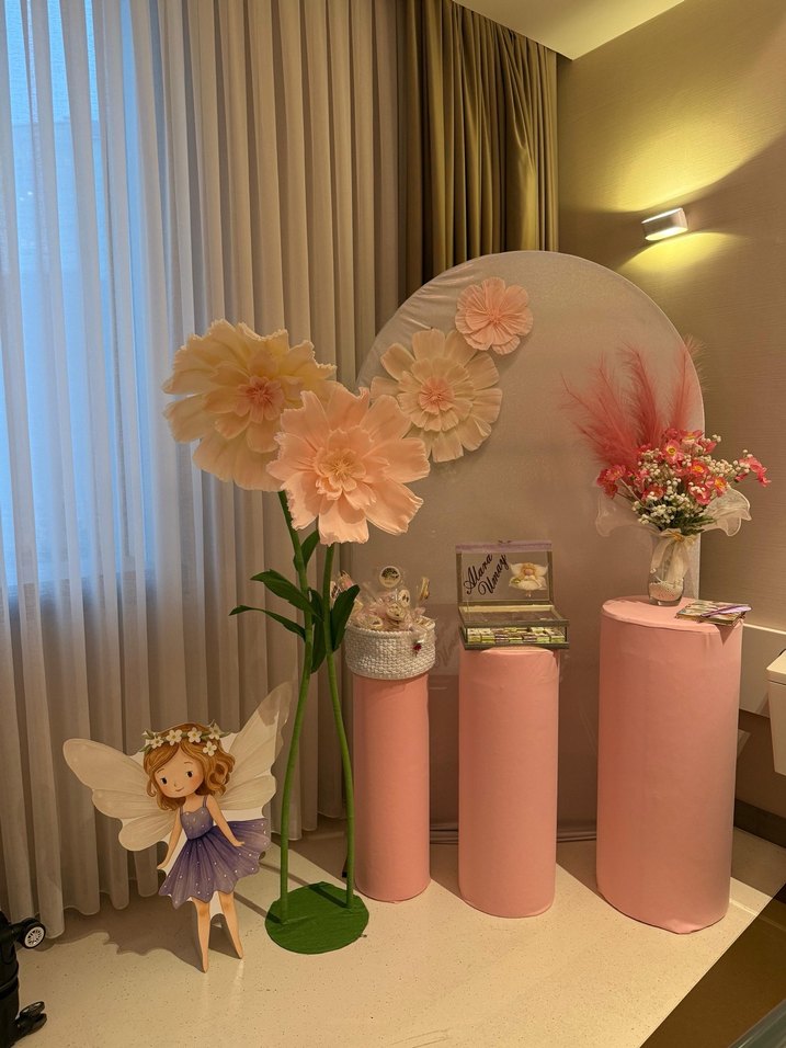 Ayaklı dev çiçek - Görsel 3