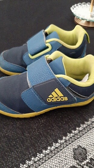 Adidas Spor ayakkabı 