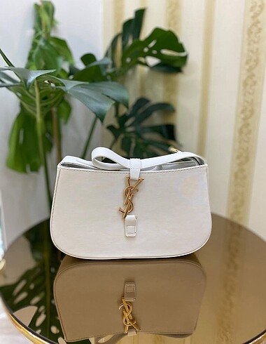YVES SAİNT LAURENT