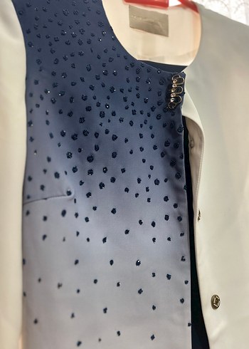 Zara Düğmeli Yakalı Beyaz Midi Ceket Pantolon Takım