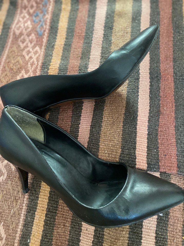 Kadın Siyah Stiletto Topuklu Kemerli Ayakkabı - Görsel 2