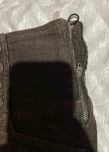 Düğmeli Kahverengi Süet Mini Etek - Görsel 4