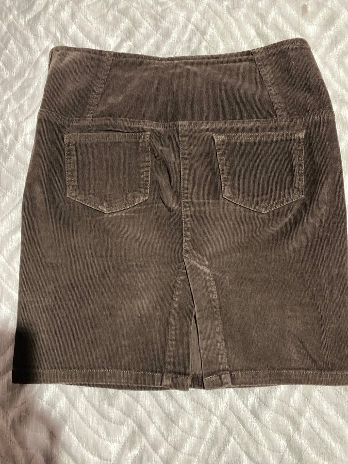 Düğmeli Kahverengi Süet Mini Etek - Görsel 5