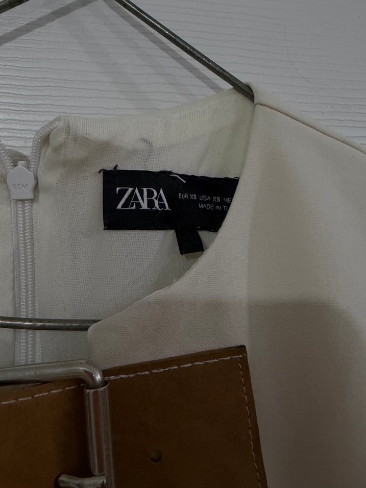 Kemer Detaylı Bej Deri Midi Elbise - Görsel 3