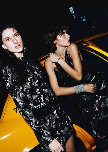 Uzun Kollu Gri Dantelli Desenli Elbise - Görsel 3