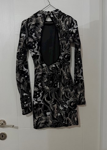 Uzun Kollu Gri Dantelli Desenli Elbise - Görsel 6