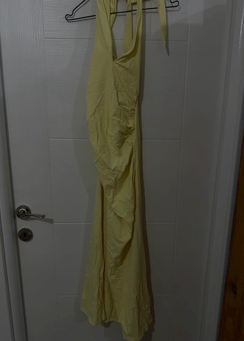 Sarı Keten Drapeli Uzun Halter Elbise - Görsel 3