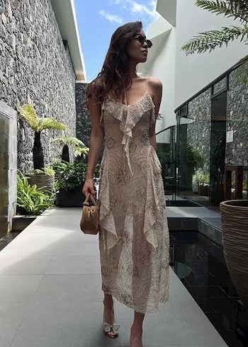 Nakışlı, Fırfırlı Straplez Uzun Elbise - Görsel 3