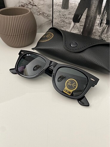 Rayban 2140 wayfarer güneş gözlüğü
