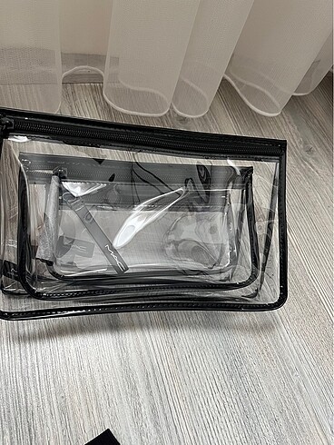 MAC Mac Makyaj Çantası Seti