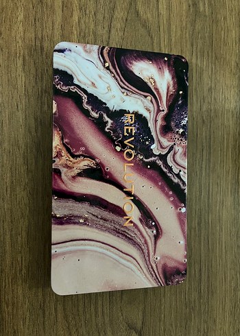 Revolution Göz Farı Paleti - Görsel 2