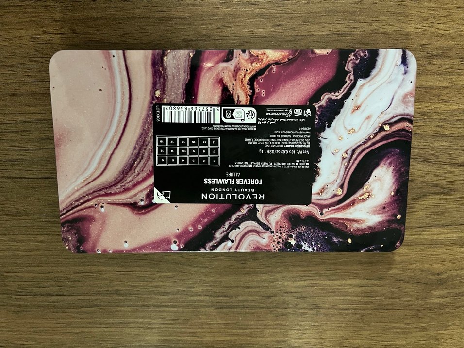 Revolution Göz Farı Paleti - Görsel 3