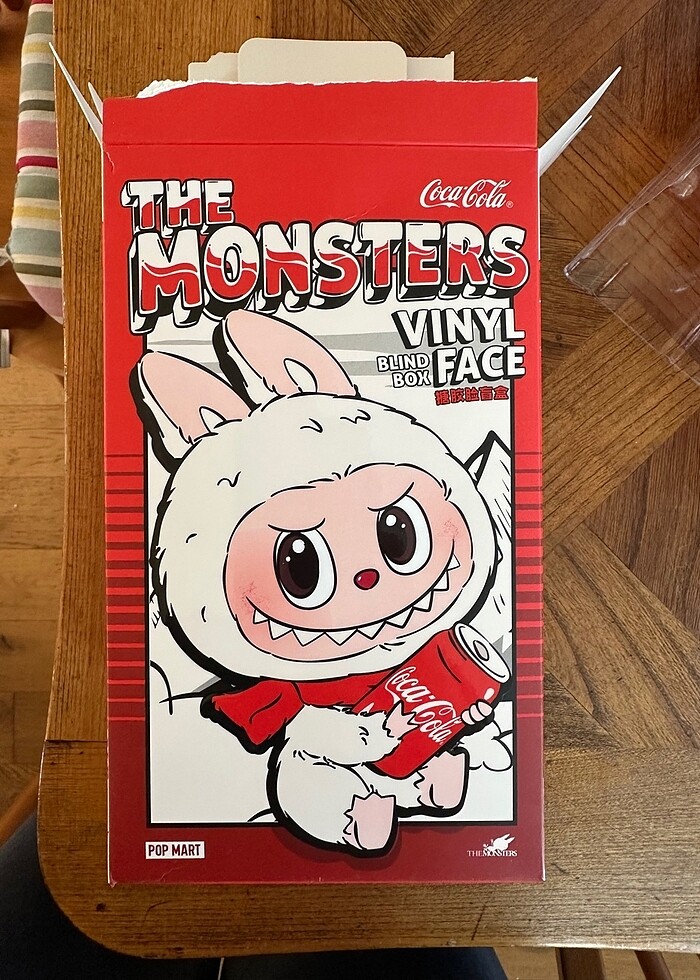 Coca cola labubu - Görsel 3