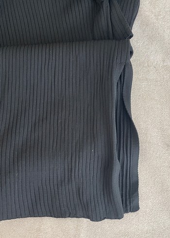 s Beden siyah Renk Lc waikiki yırtmaçlı siyah elbise