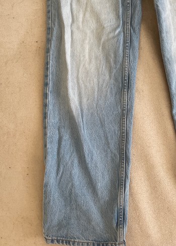 38 Beden mavi Renk Bershka Mavi Düğmeli Dar Kesim Kadın Jean